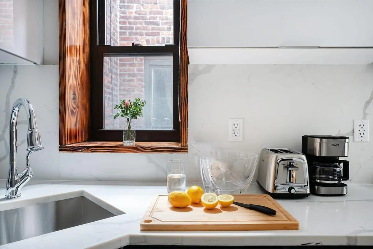 48-5Rw 1Br Apartment In Midtown West W D New York 0*,  USA